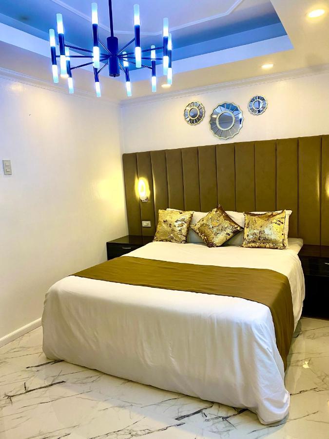 Makati Isabela Luxury Appartement Manilla Buitenkant foto