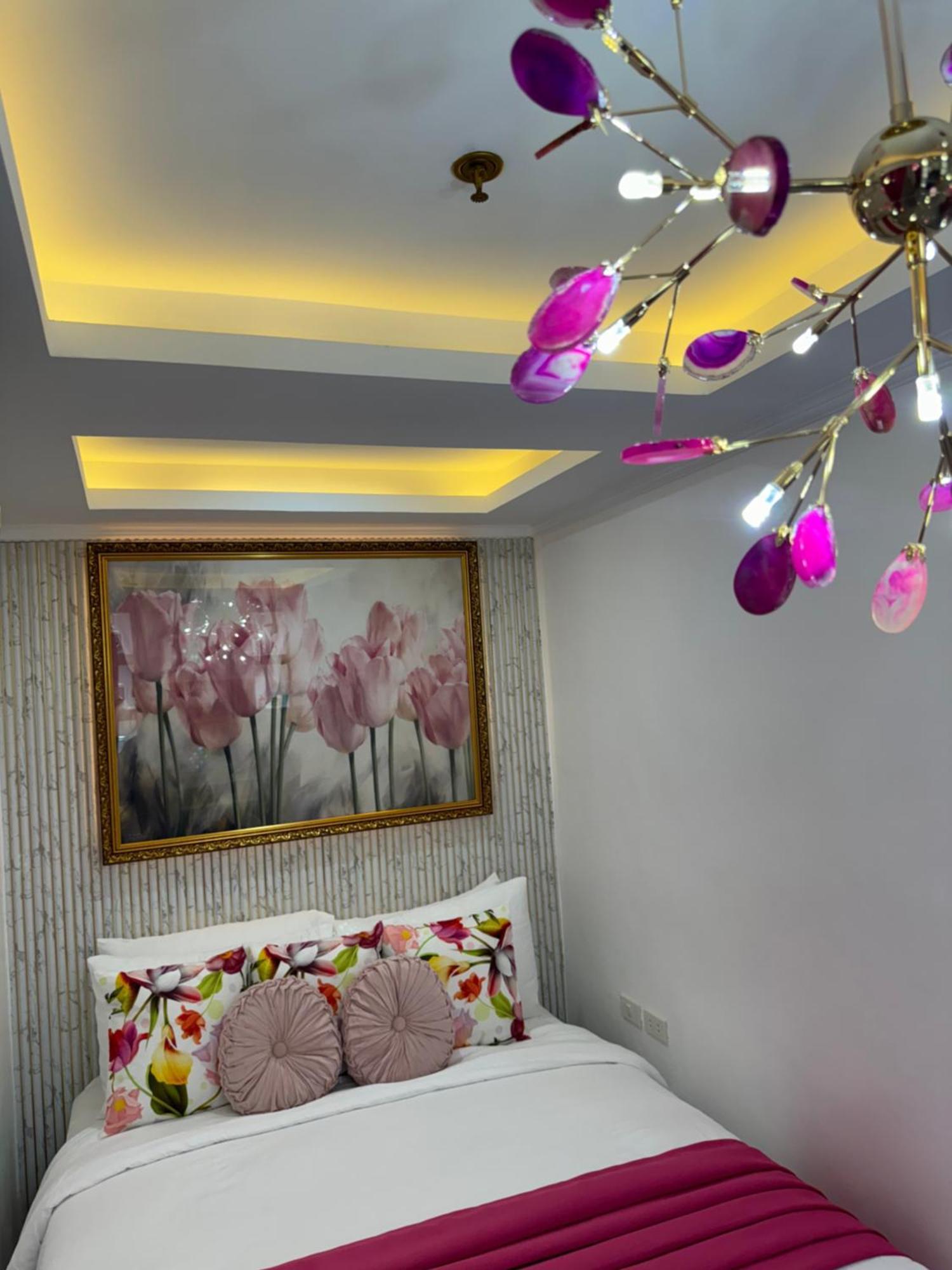 Makati Isabela Luxury Appartement Manilla Buitenkant foto