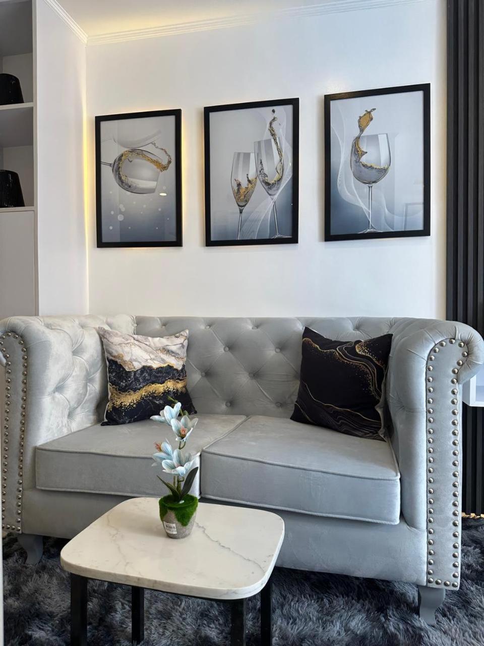 Makati Isabela Luxury Appartement Manilla Buitenkant foto